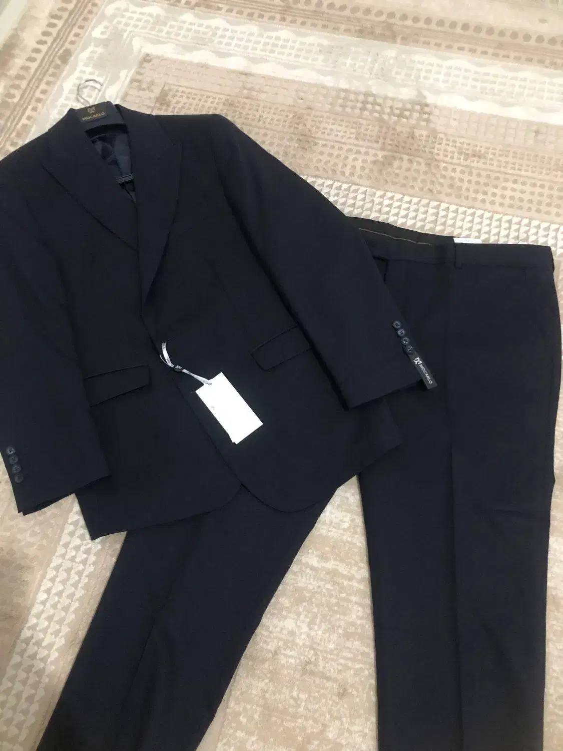 کت وشلوار نو برند موکارلو سایز ۵۶|لباس|تهران, امین حضور|دیوار