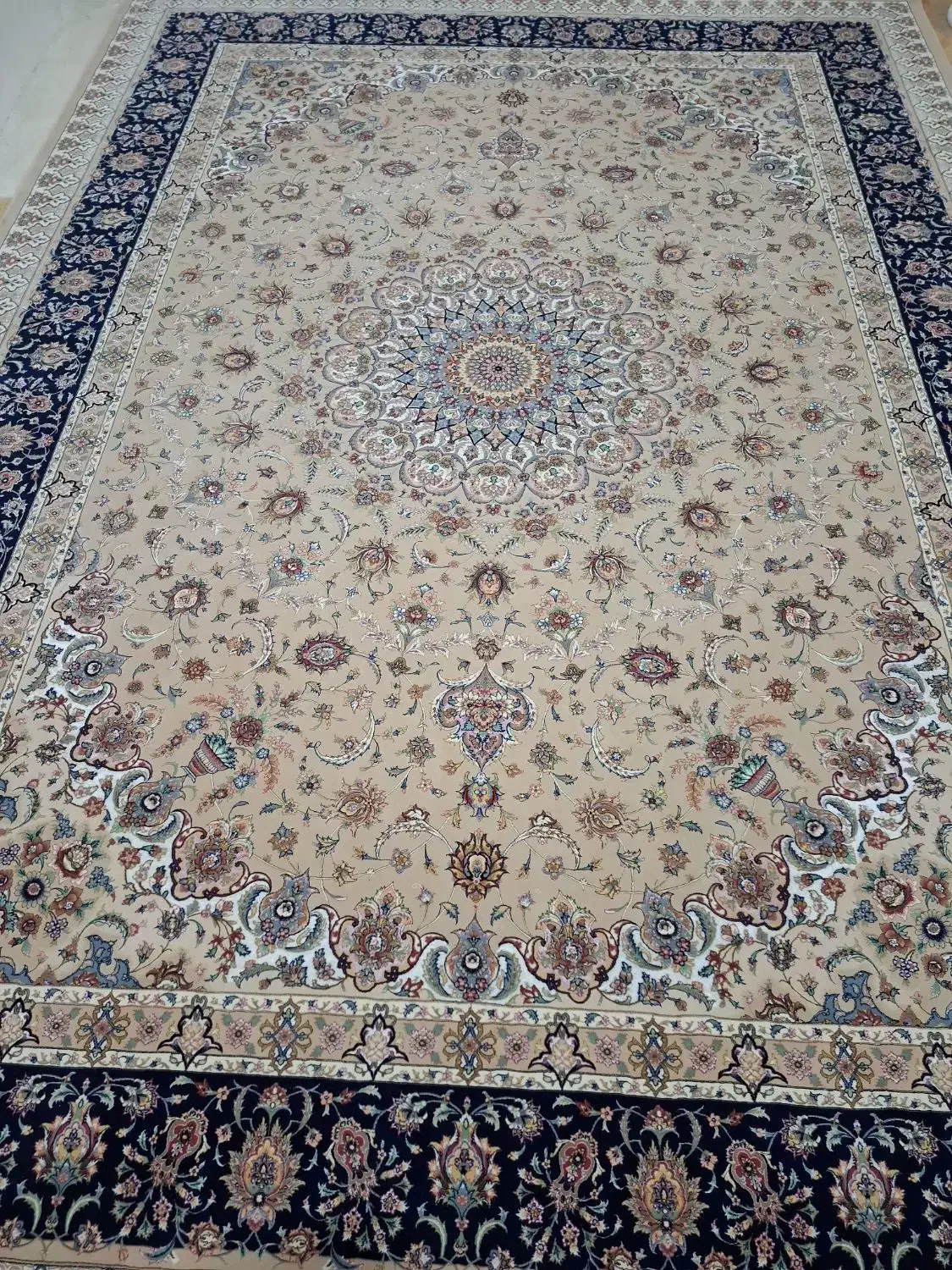 فرش ۱۲۵۰ شانه مشهد ۲ عدد ۹ متری نخ ابریشم|فرش|مهاباد (آذربایجان غربی), |دیوار