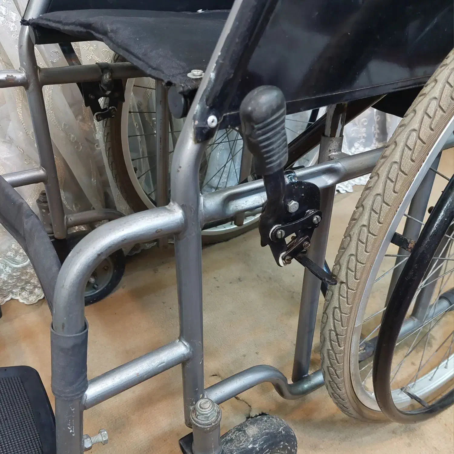 ویلچر سالم و تمیز|آرایشی، بهداشتی، درمانی|تهران, آذری|دیوار