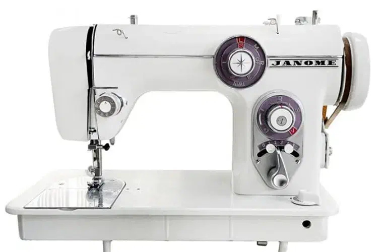 چرخ خیاطی ژانومه پنج میل 672 نو آکبند|چرخ خیاطی و ریسندگی|میناب, |دیوار