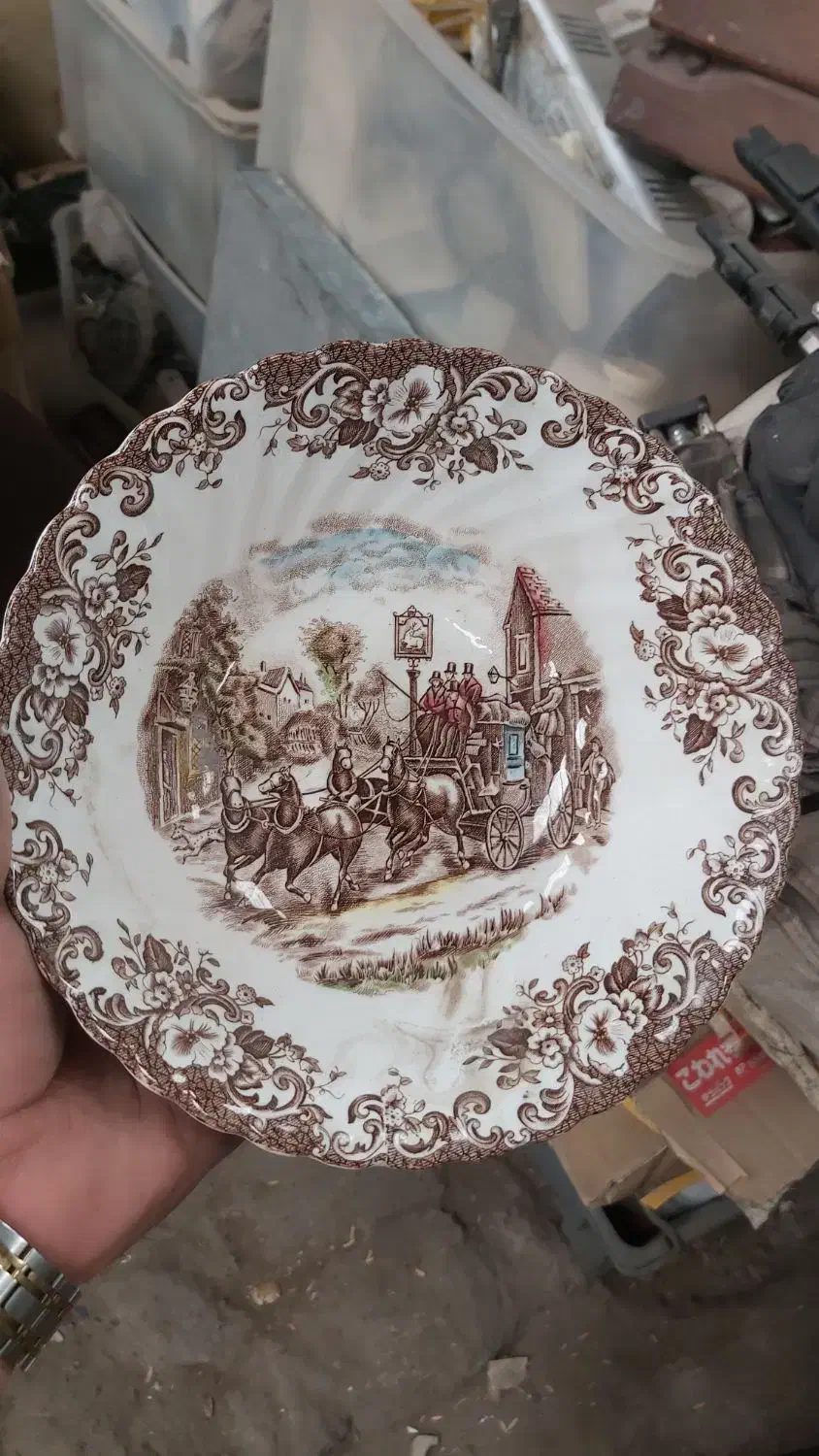 ظروف کلکسیونی وآنتیک|کلکسیون اشیاء عتیقه|کازرون, |دیوار