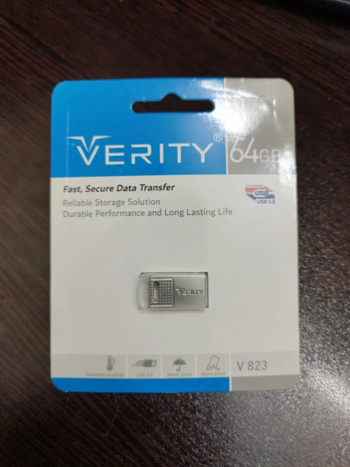 فلش ۶۴ گیگ وریتی با گارانتی با قیمت فوق العاده|قطعات و لوازم جانبی رایانه|قم, پردیسان|دیوار