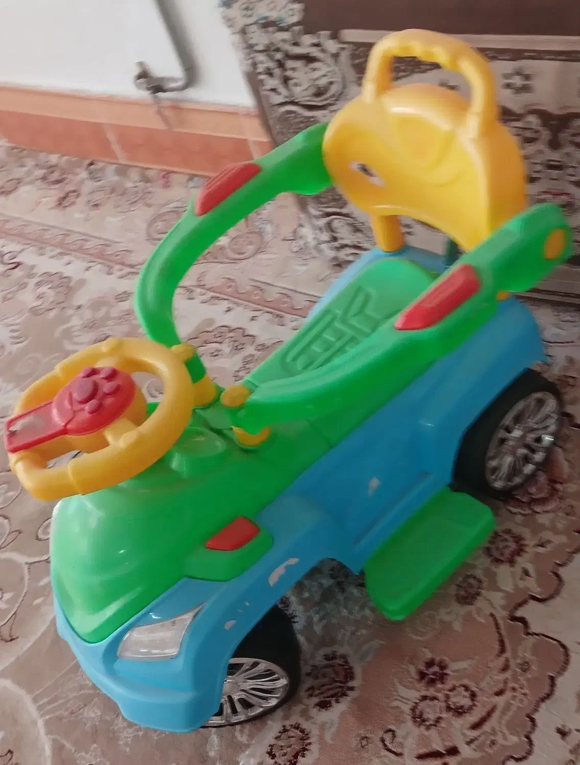 چرخ بچه|اسباب‌بازی بچه|خوشاب, |دیوار