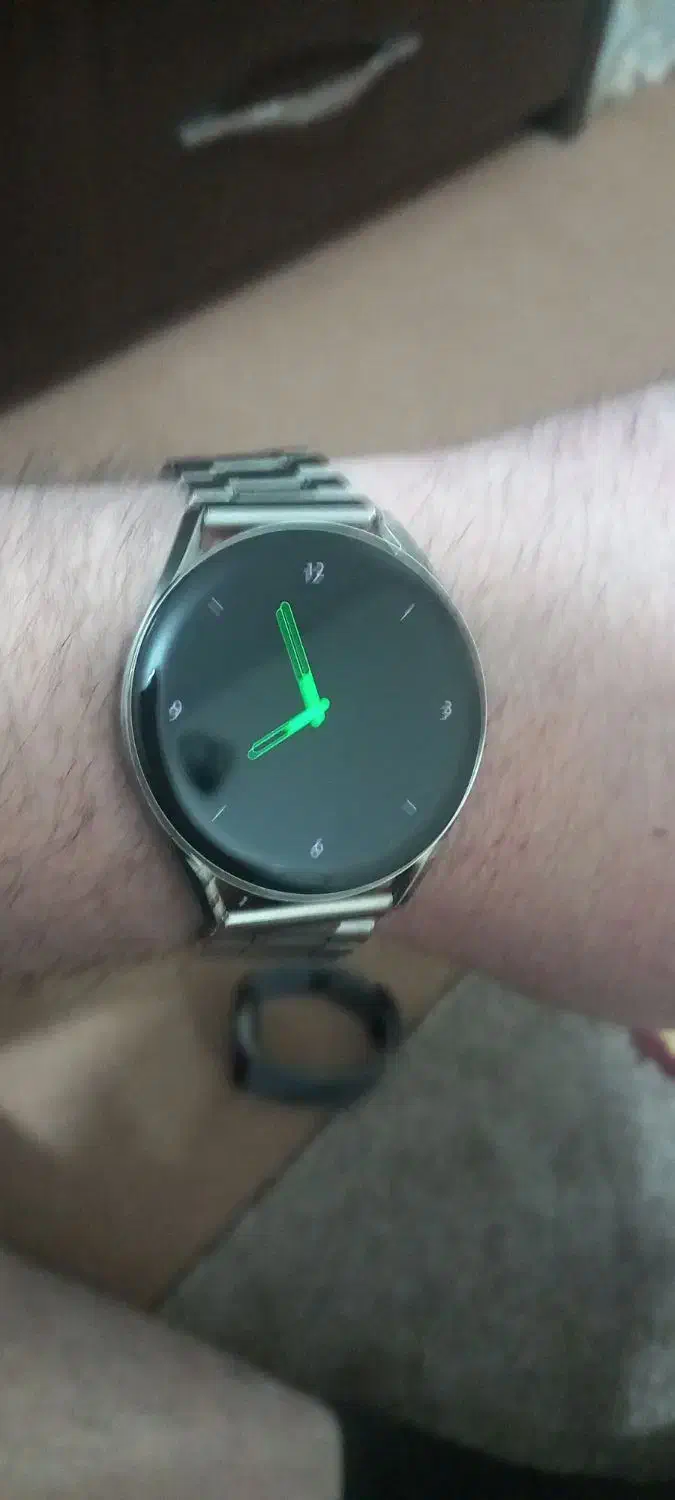 ساعت هوشمند به معنای واقعی در حد نو|ساعت|فردیس, فردیس|دیوار