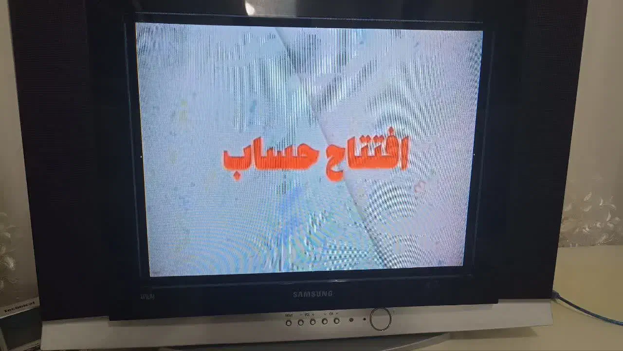 تلویزیون قدیمی سامسونگ به همراه دیجیتال|تلویزیون و پروژکتور|نیشابور, مسکن مهر نور|دیوار