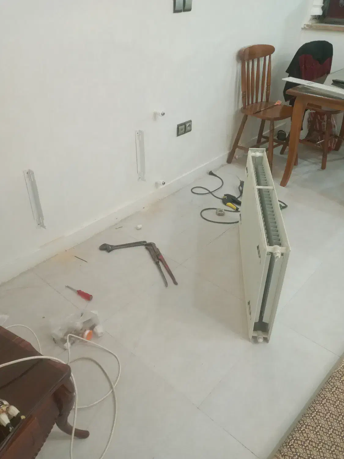 لوله کشی سرویس تعمیرکار پکیچ  ابگرمکن  پمپ آب|خدمات پیشه و مهارت|تهران, نیروی هوایی (پیروزی)|دیوار