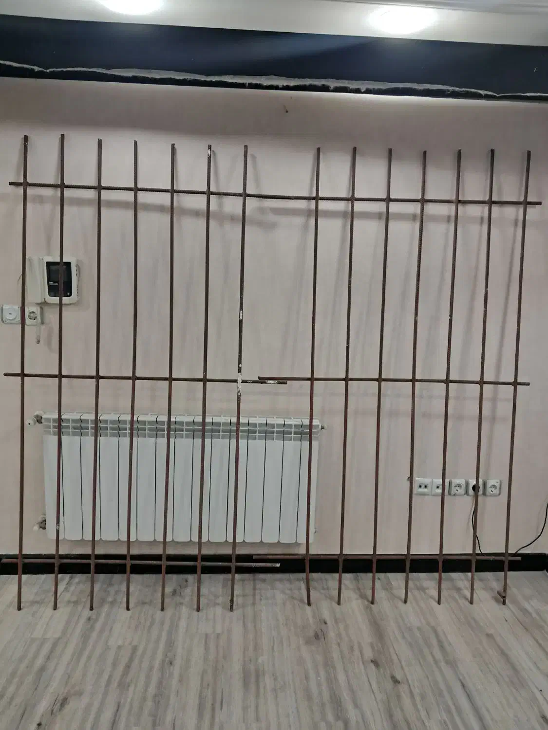 حفاظ ثابت  تراس و پنجره و درب|مصالح و تجهیزات ساختمان|رشت, کاکتوس|دیوار