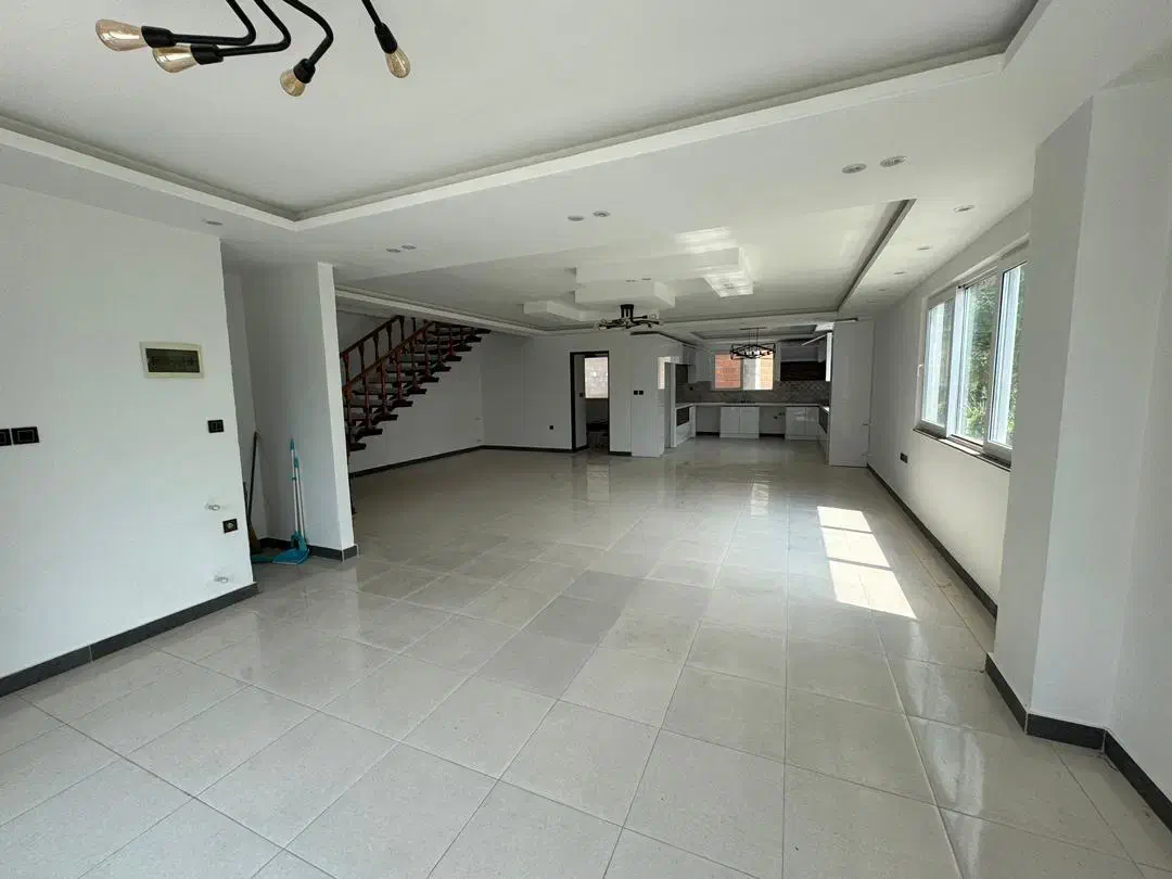 ویلا ۳۰۰ متری شهرکی سنددار نوشهر بندپی|فروش خانه و ویلا|مرزنآباد, |دیوار