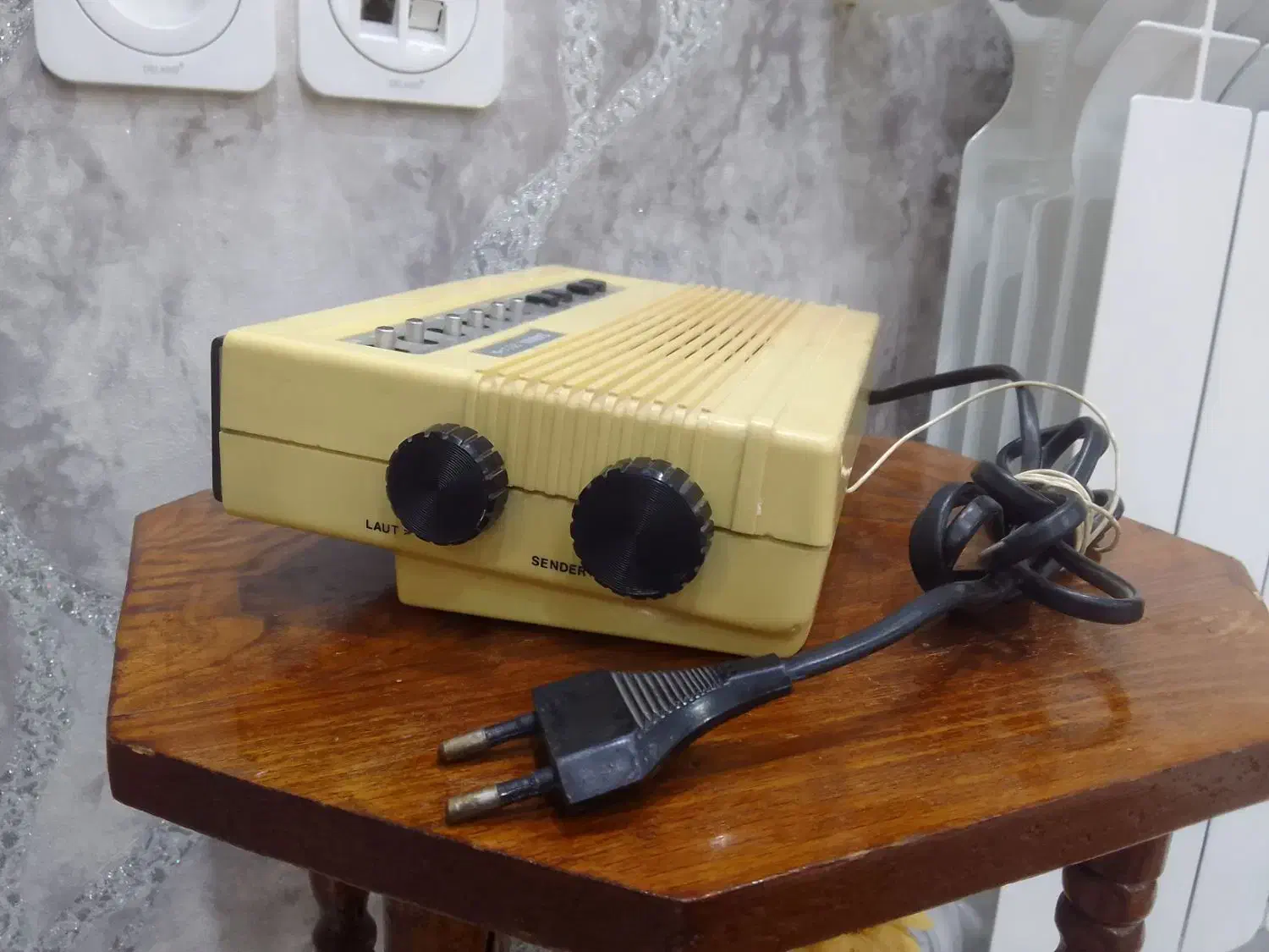 رادیو ساعت سانیو ژاپن قدیمی و کاملا سالم|سیستم صوتی خانگی|شریف‌آباد, |دیوار