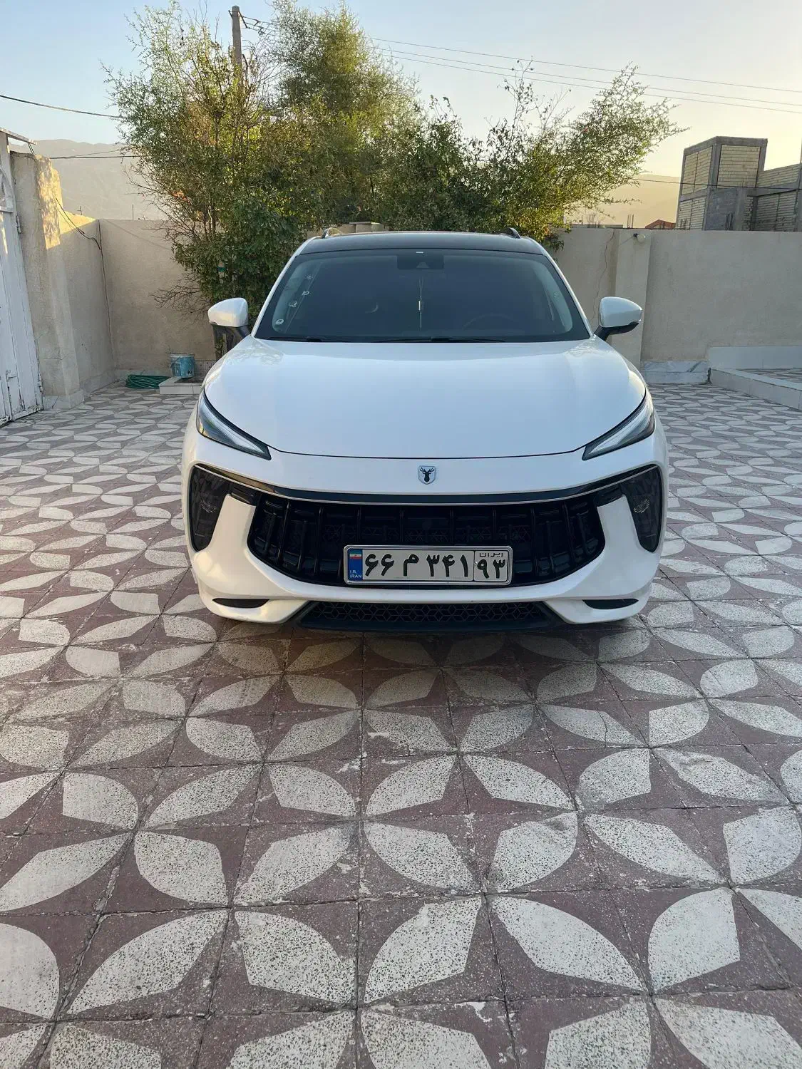 لاماری ۴۰۲ سفید صدفی|خودرو سواری و وانت|لامرد, |دیوار