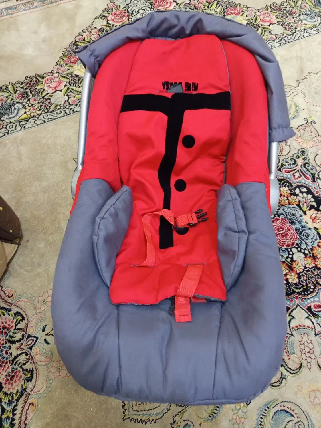 کریر|تخت و صندلی بچه|مسجد سلیمان, |دیوار