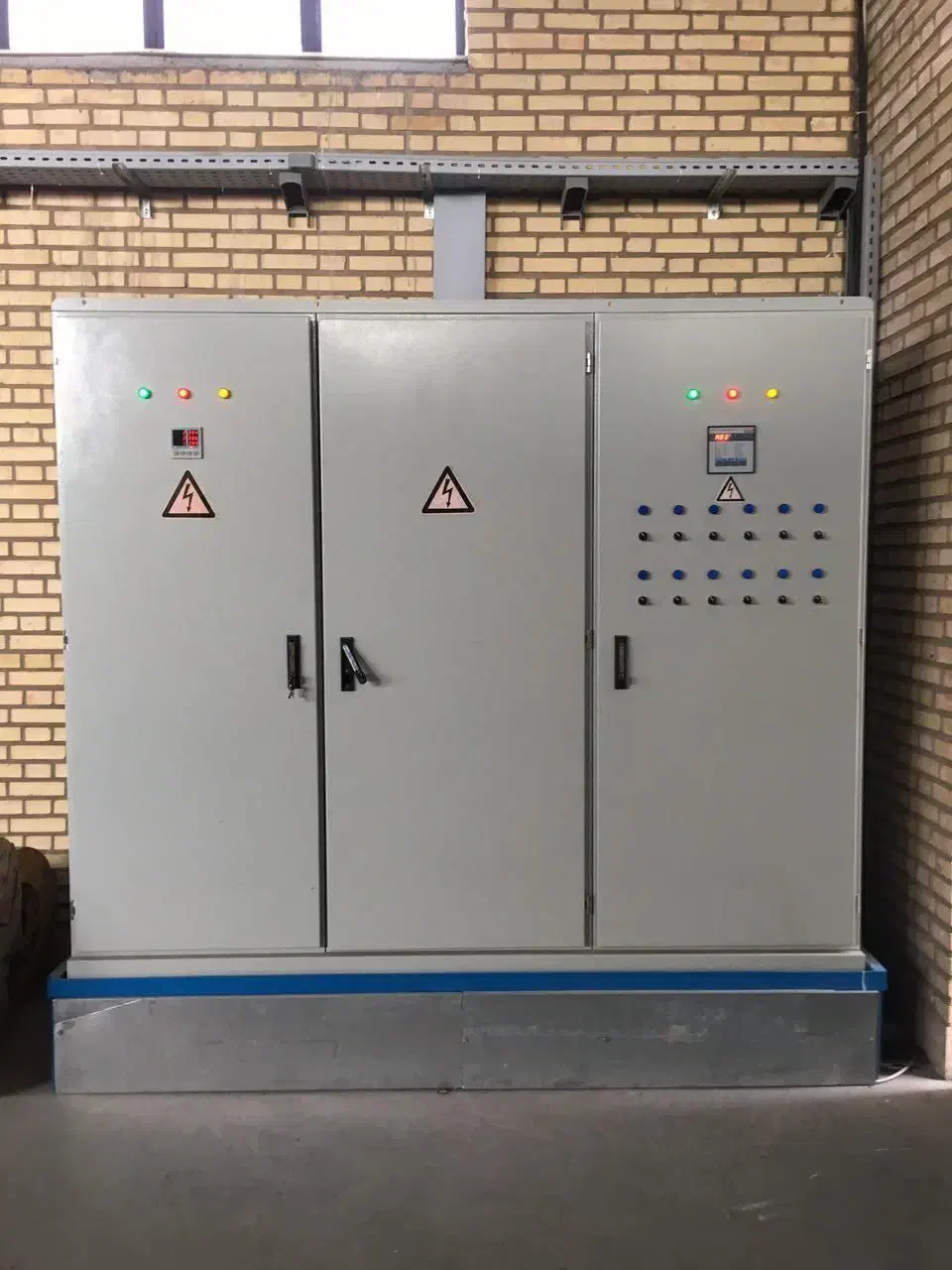 برق صنعتی کاوش ، خازن ، اینورتر ، خورشیدی ، شناور|خدمات پیشه و مهارت|زنجان, |دیوار