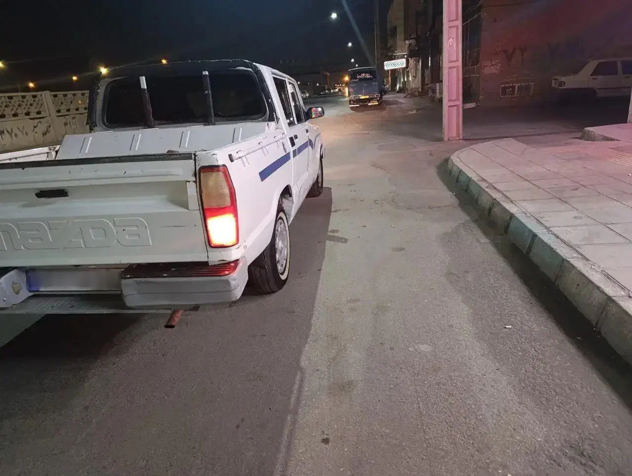 مزدا2000|خودرو سواری و وانت|قلعه قاضی, |دیوار