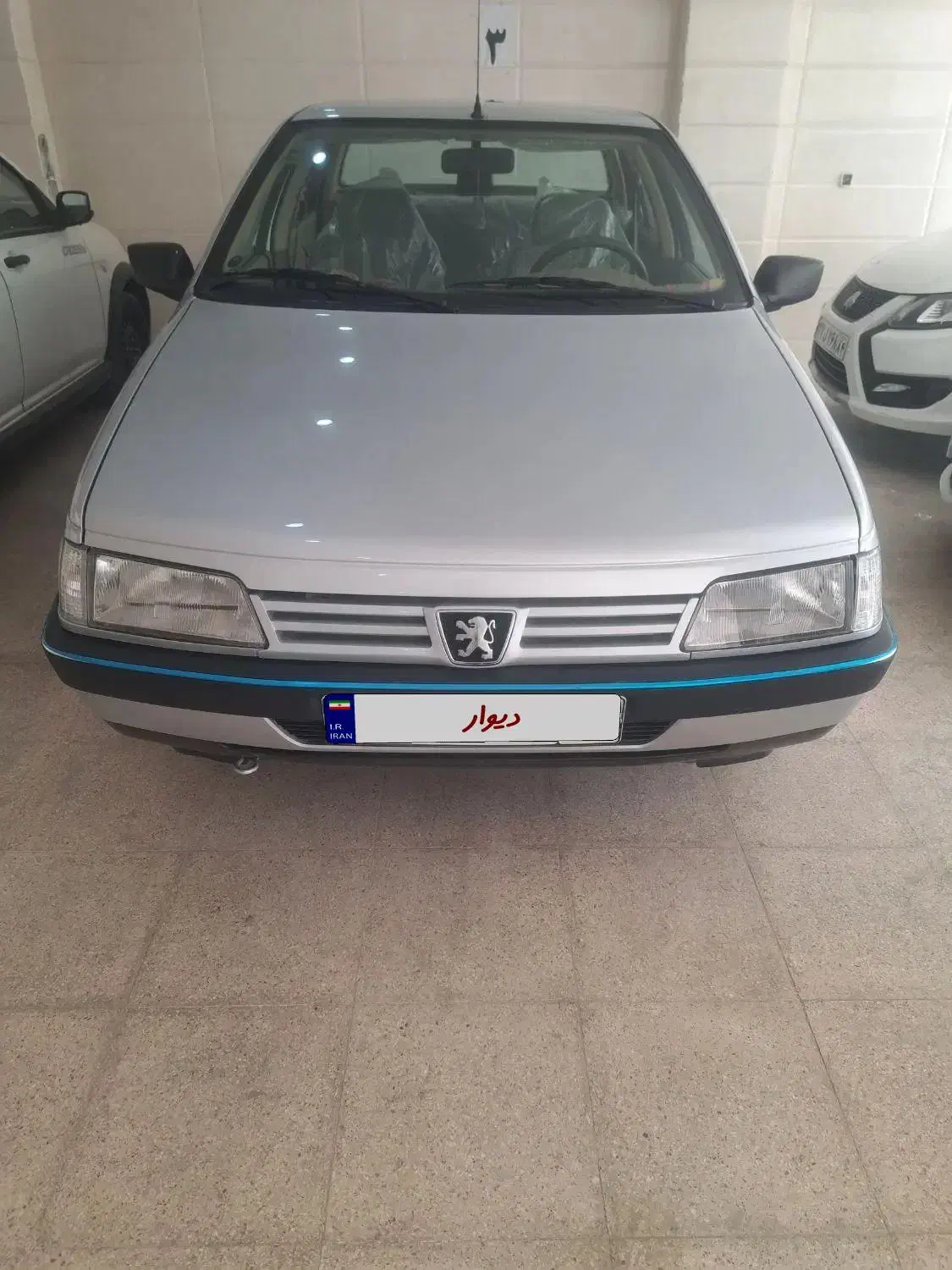 پژو ۴۰۵ مدل ۹۳ در حد صفر|خودرو سواری و وانت|بندرعباس, |دیوار