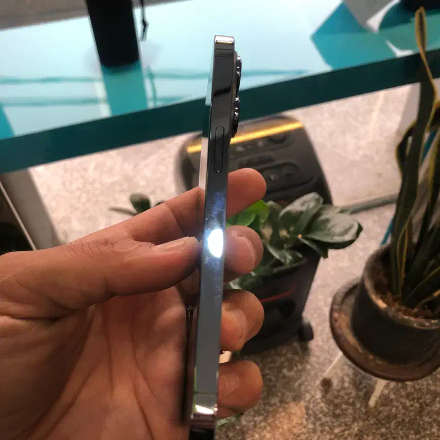 ایفون ۱۶ پرو مکس|موبایل|کرج, اصفهانیها|دیوار