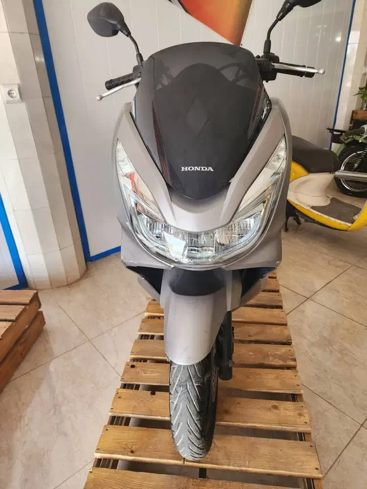 هندا pcx مدل ۲۰۱۷|موتورسیکلت|یزد, |دیوار