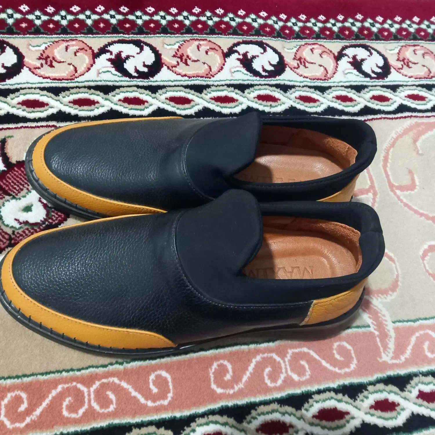 کفش طبی چرم|کیف، کفش، کمربند|اقبالیه, |دیوار