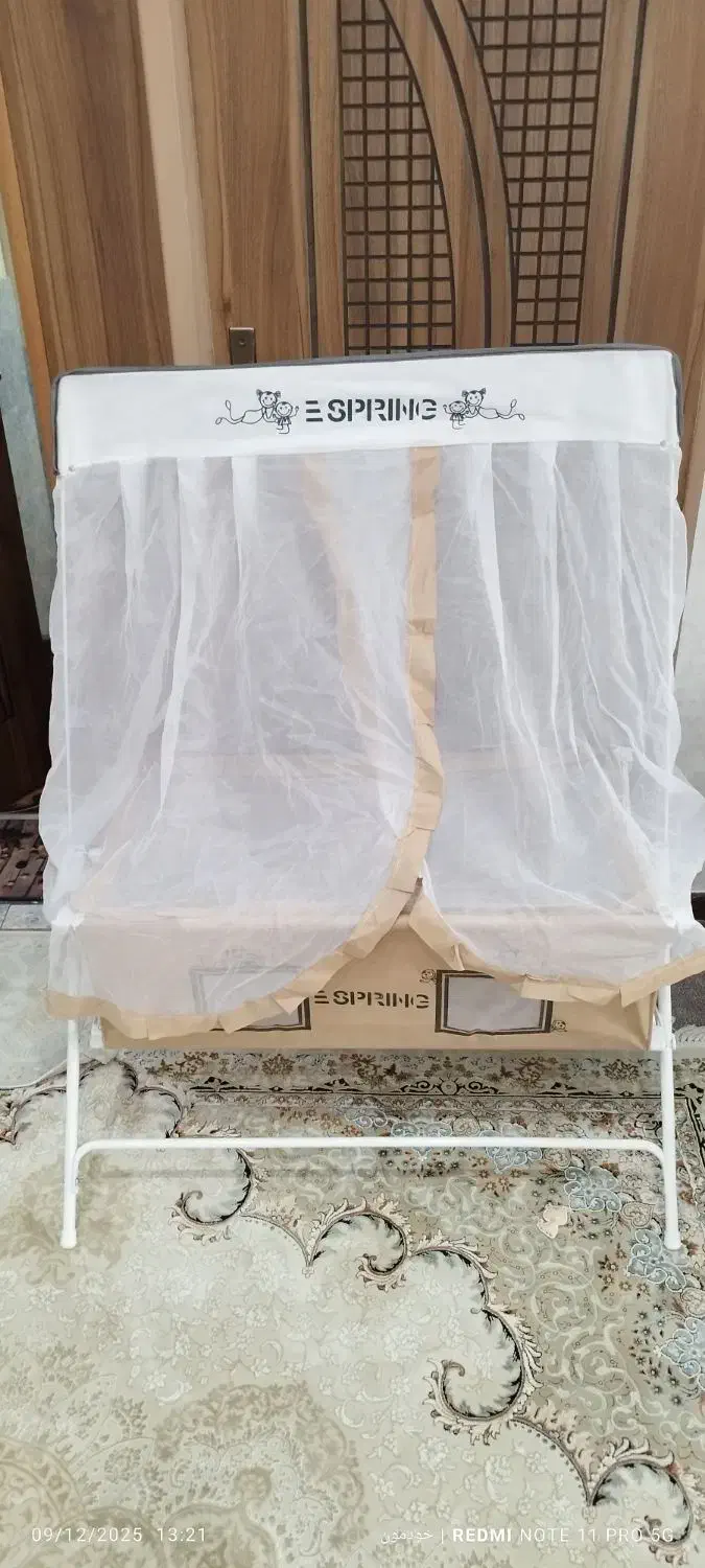 گهواره|تخت و صندلی بچه|نجف‌آباد, امام خمینی|دیوار