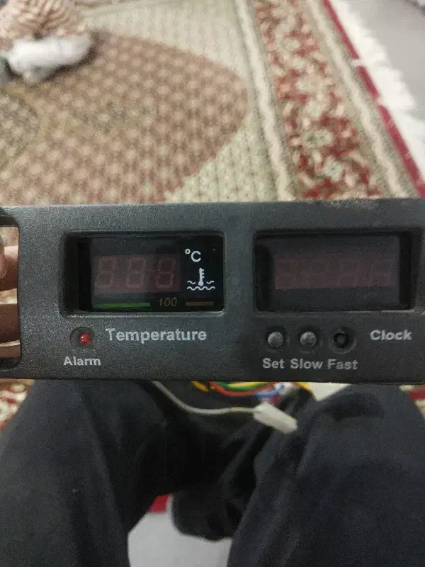 ساعت پی کی|ساعت|نهبندان, |دیوار