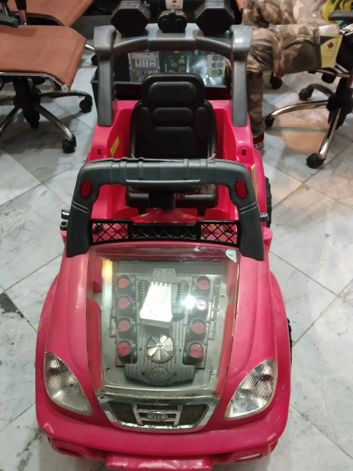 ماشین شارژی|اسباب‌بازی بچه|محمدشهر, شهرک پیام (مهرالبرز)|دیوار