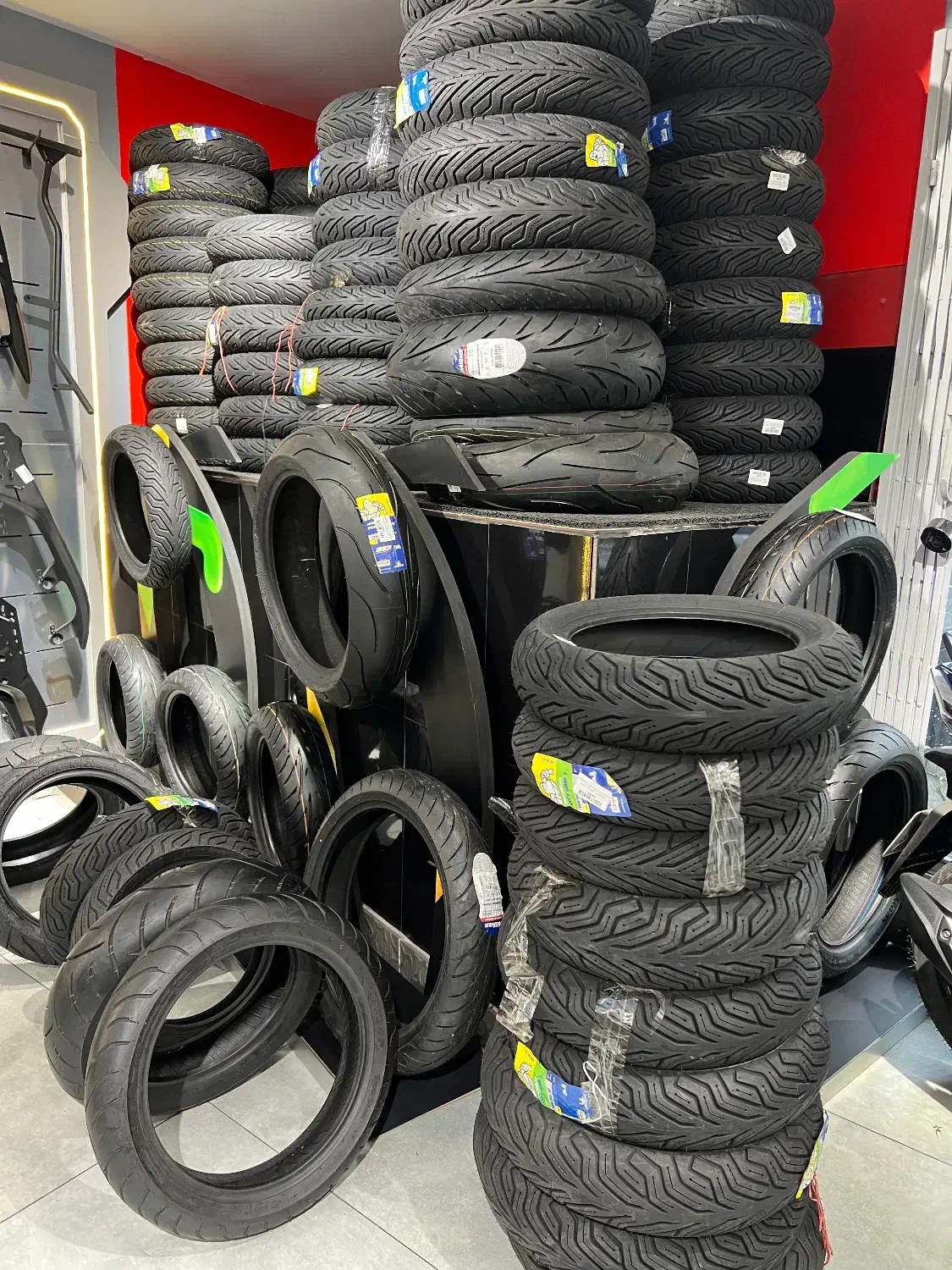 لاستیک میشلند sym yamaha honda یاماها هوندا xmax|قطعات یدکی و لوازم جانبی|تهران, شاهین|دیوار