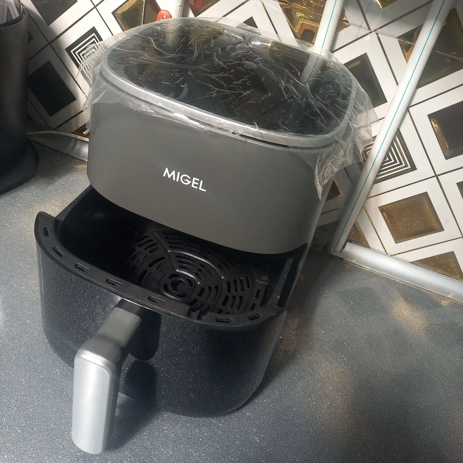 هواساز یا سرخ کن بدون روفن میگل ۶کیلو نو|اجاق گاز و لوازم برقی پخت‌وپز|خرم‌آباد, |دیوار