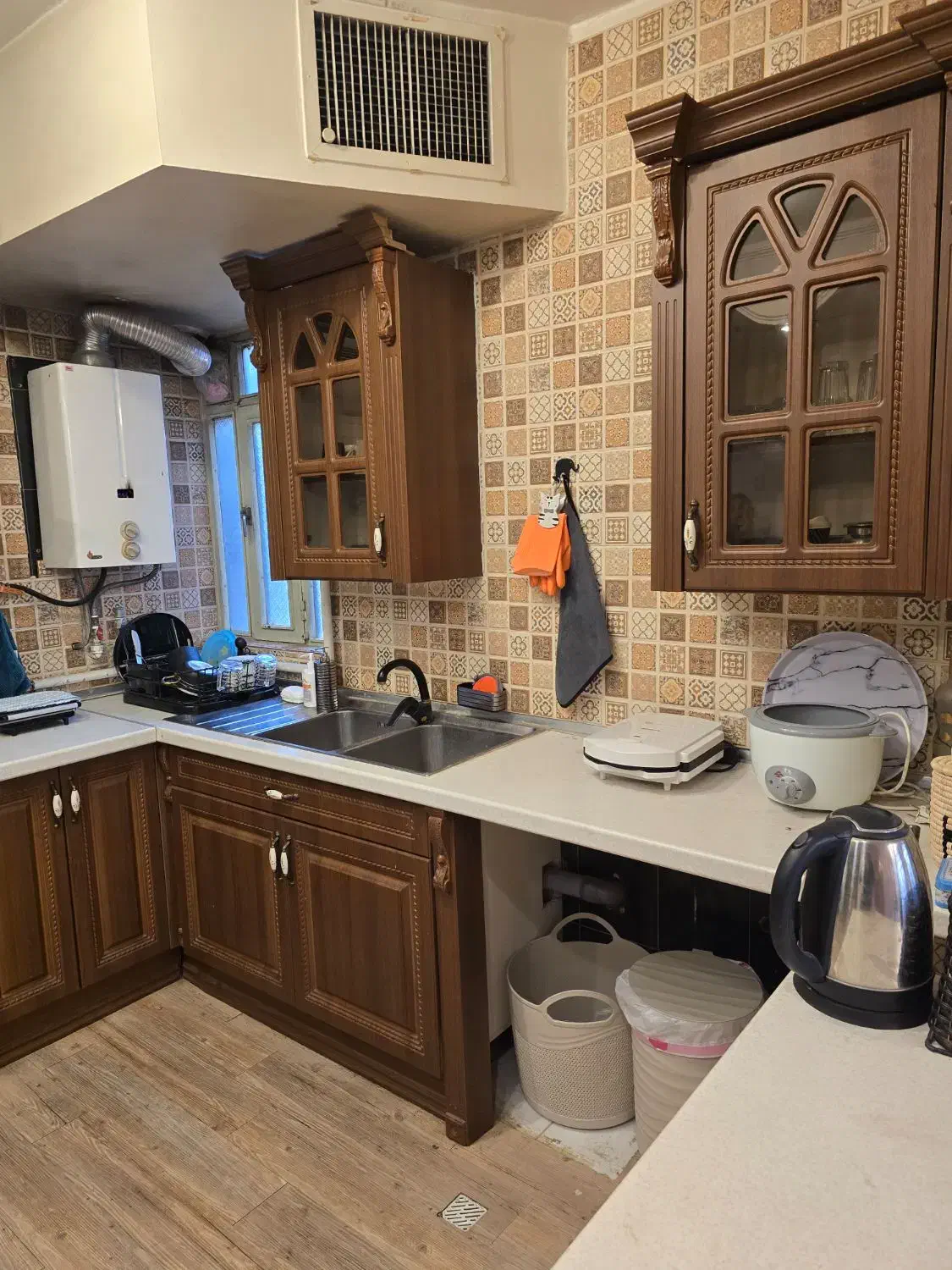 آپارتمان ۱۰۰متر /سعادت آباد/اول طاهرخانی/بازسازی