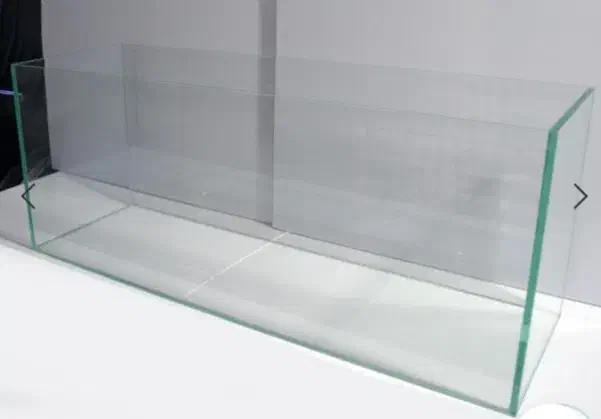 آکواریوم ۲ متری بسیار بزرگ باشیشه سکوریت ۱۰ میل|ماهی|شهرکرد, |دیوار