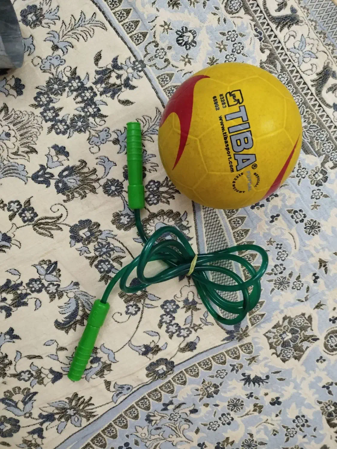 توپ فوتسال|ورزش‌های توپی|خرم‌آباد, |دیوار