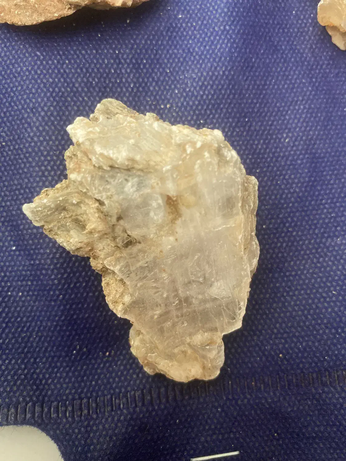 سنگ|کلکسیون اشیاء عتیقه|گنبد کاووس, |دیوار