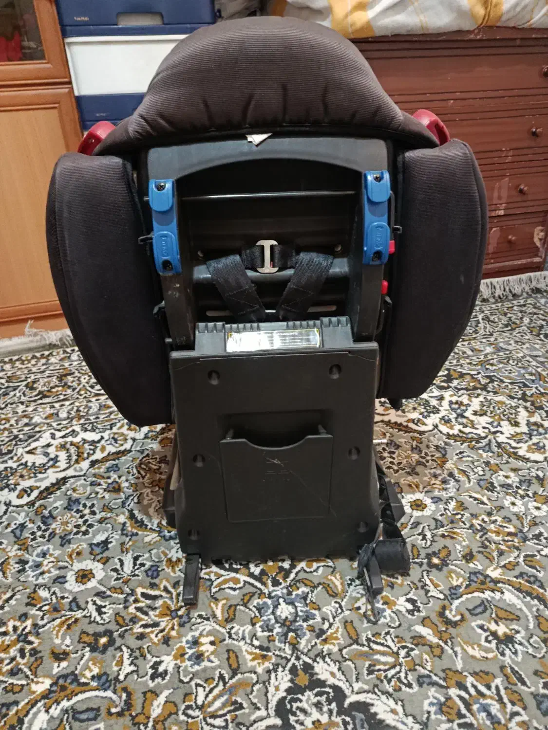 صندلی کودک ماشین|تخت و صندلی بچه|شیراز, پانصد دستگاه ارتش|دیوار