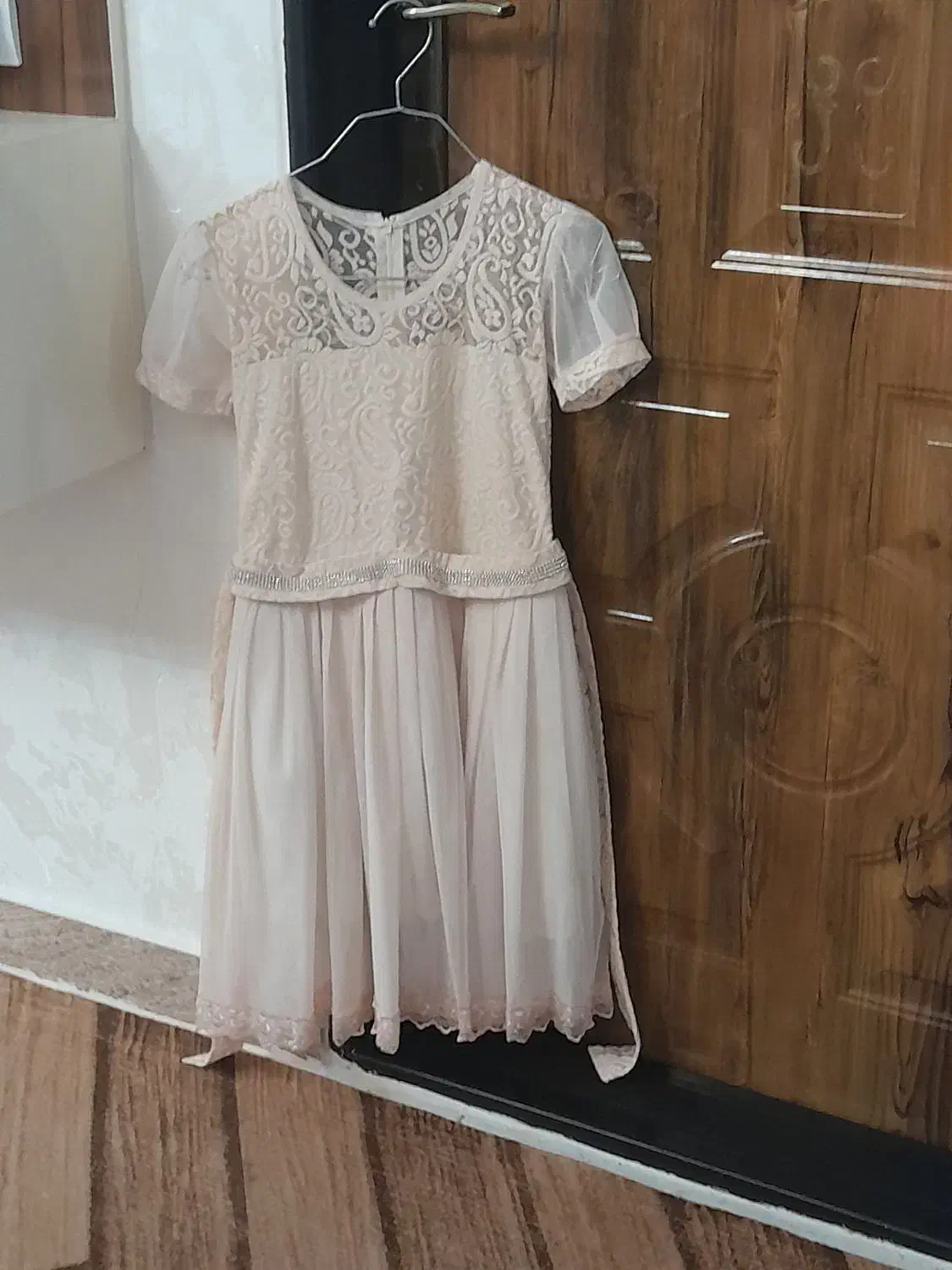 انواع لباس|لباس|اهر, |دیوار