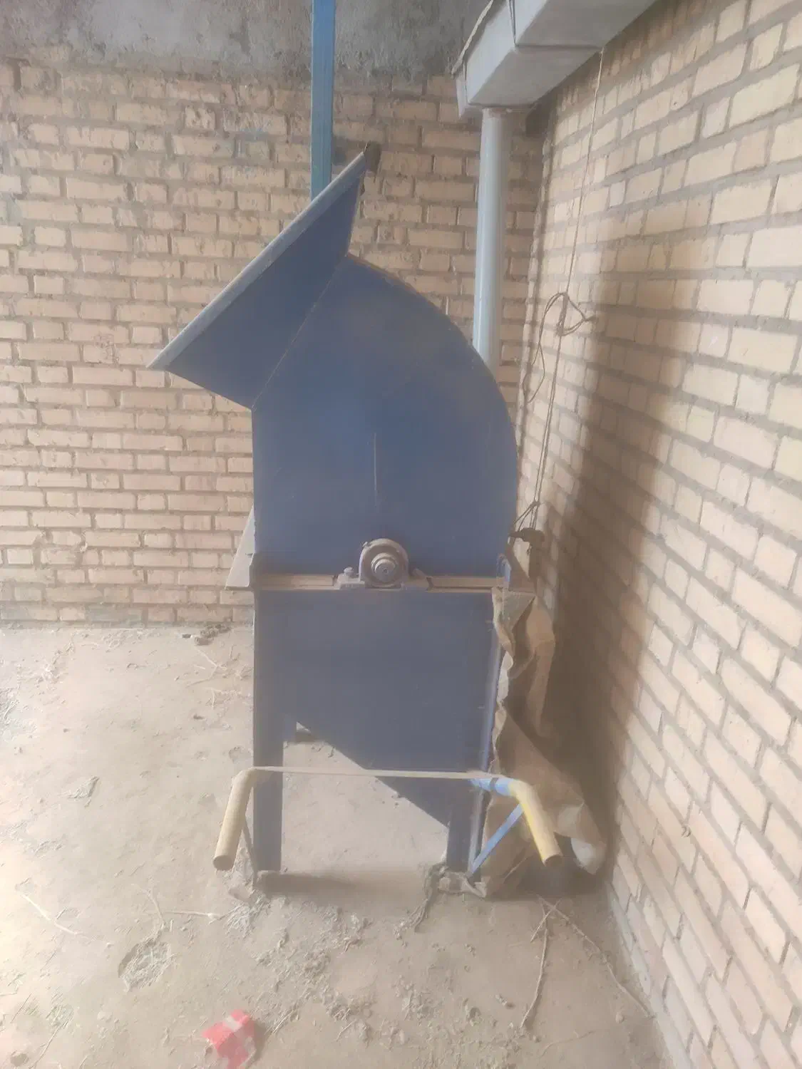 دستگاه علف خورد کن یا پرس خورد کن|ماشینآلات صنعتی|مشهد, شهرآرا|دیوار