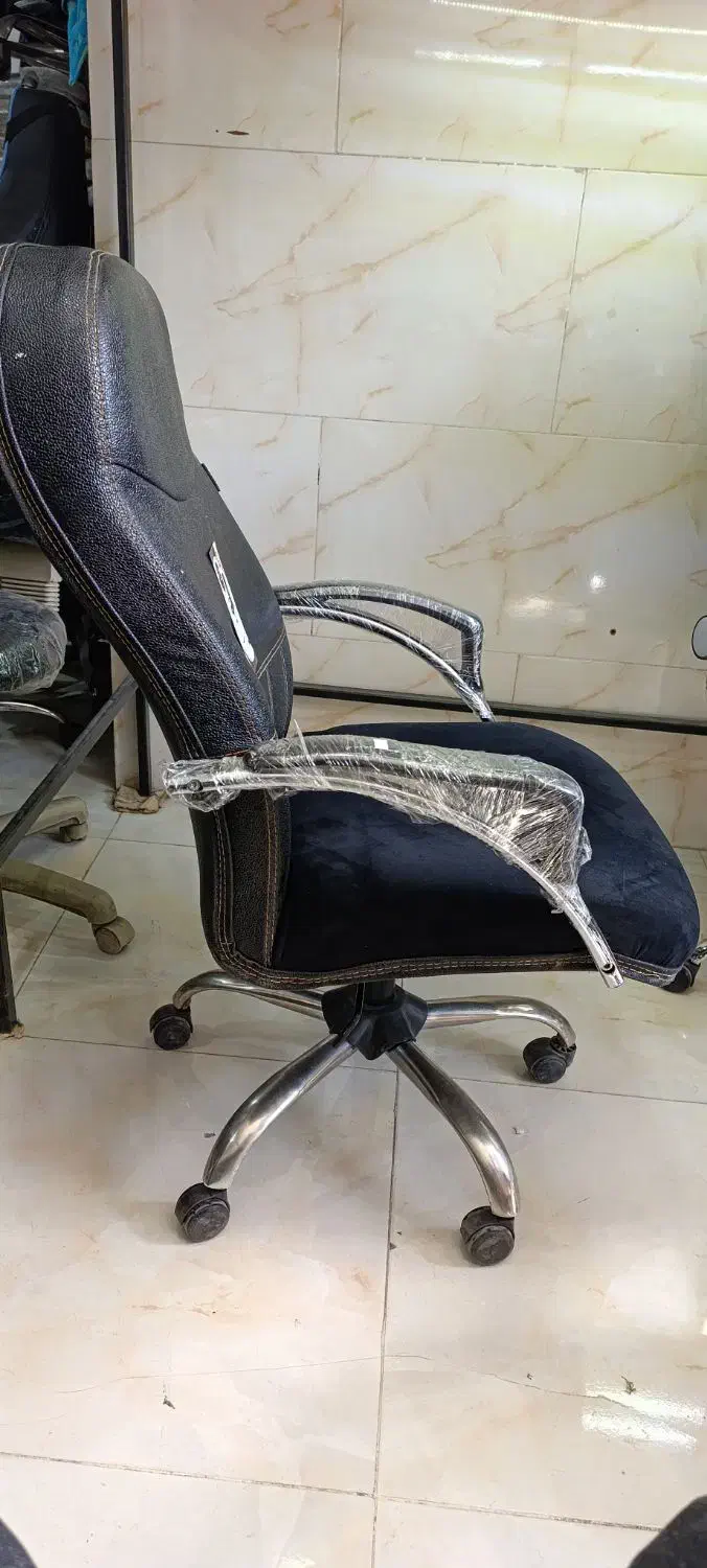 صندلی مدیریت جکدار درحد سالم|صندلی و نیمکت|قم, کلهری|دیوار