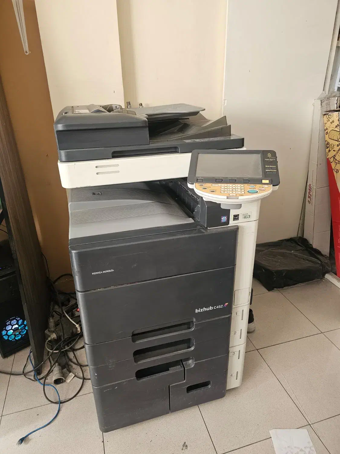 ۲عدد دستگاه چاپ دیجیتال کونیکا مینولتا سری ۲ با هم|دفتر کار|تهران, خواجه نصیر طوسی|دیوار