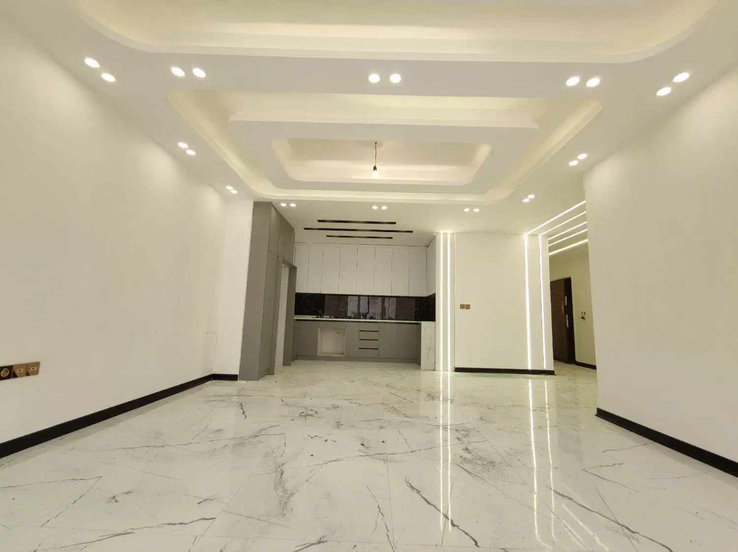 فروش اپارتمان ۱۰۰ متری در تاپ ترین منطقه پشت جهاد|فروش آپارتمان|فومن, |دیوار