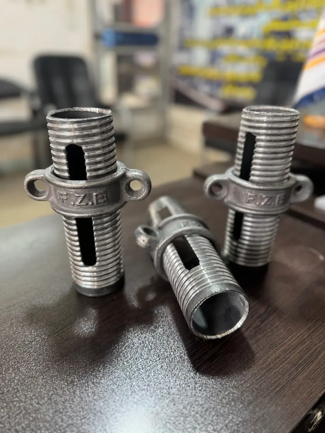 ویبره جک سقفی لوازم داربست قالب بتن جک قالب|عمده‌فروشی|اصفهان, نقش جهان|دیوار