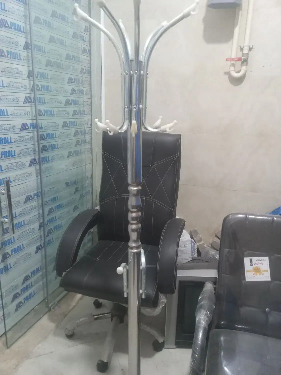 صندلی و میز|دفتر کار|گرگان, |دیوار