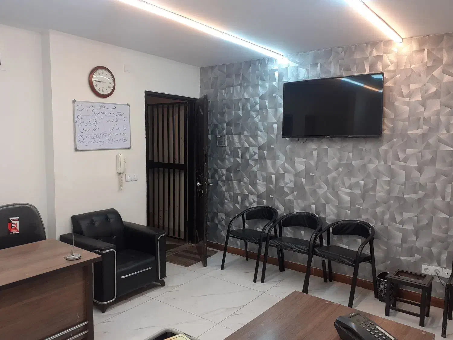 اداری ۶۰ متری فول مبله|اجارهٔ دفتر کار، اتاق اداری، مطب|تهران, مجیدیه|دیوار