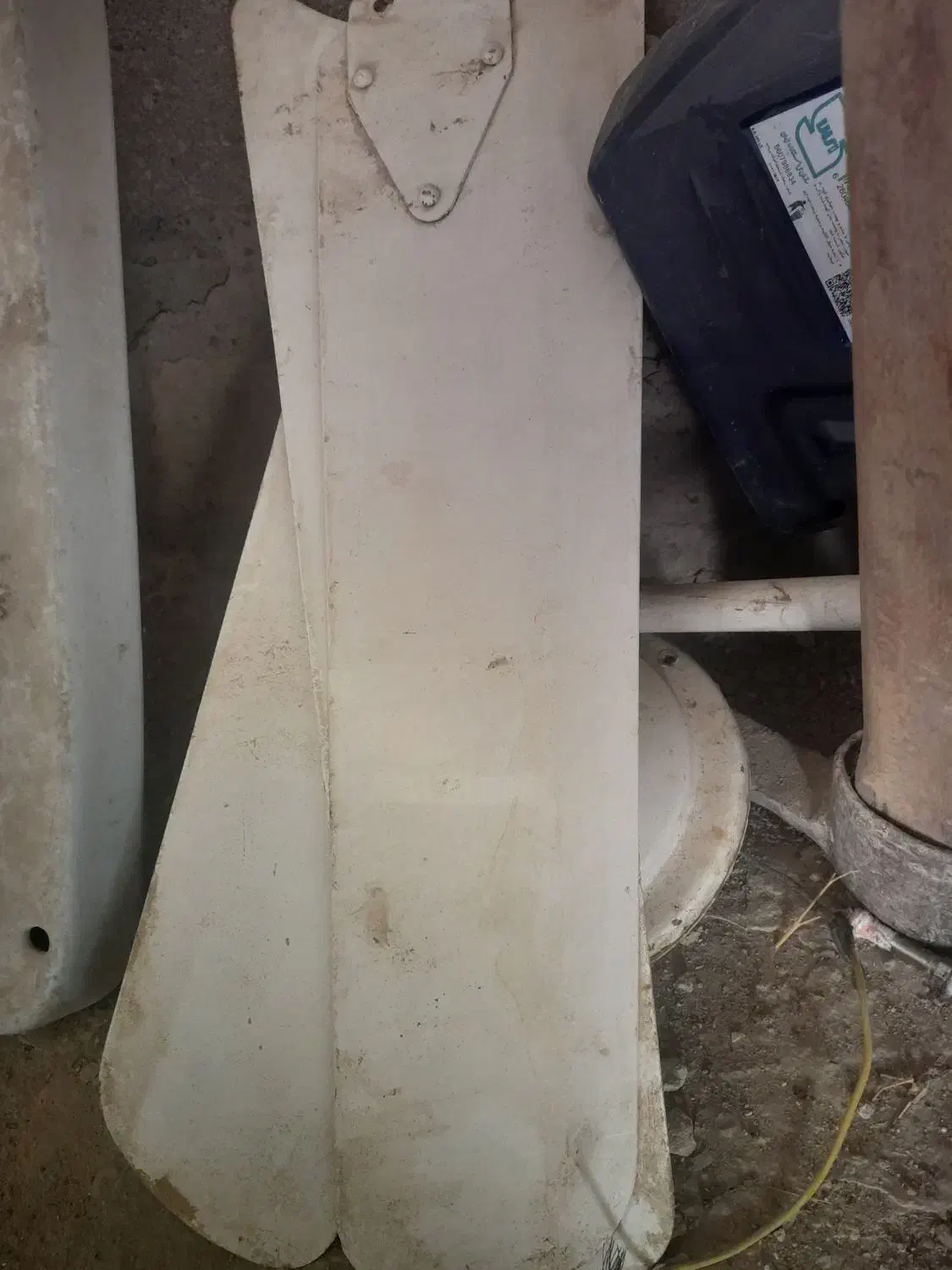 پنکه و پایه اهن|پنکه و تصفیهکنندهٔ هوا|جهرم, |دیوار