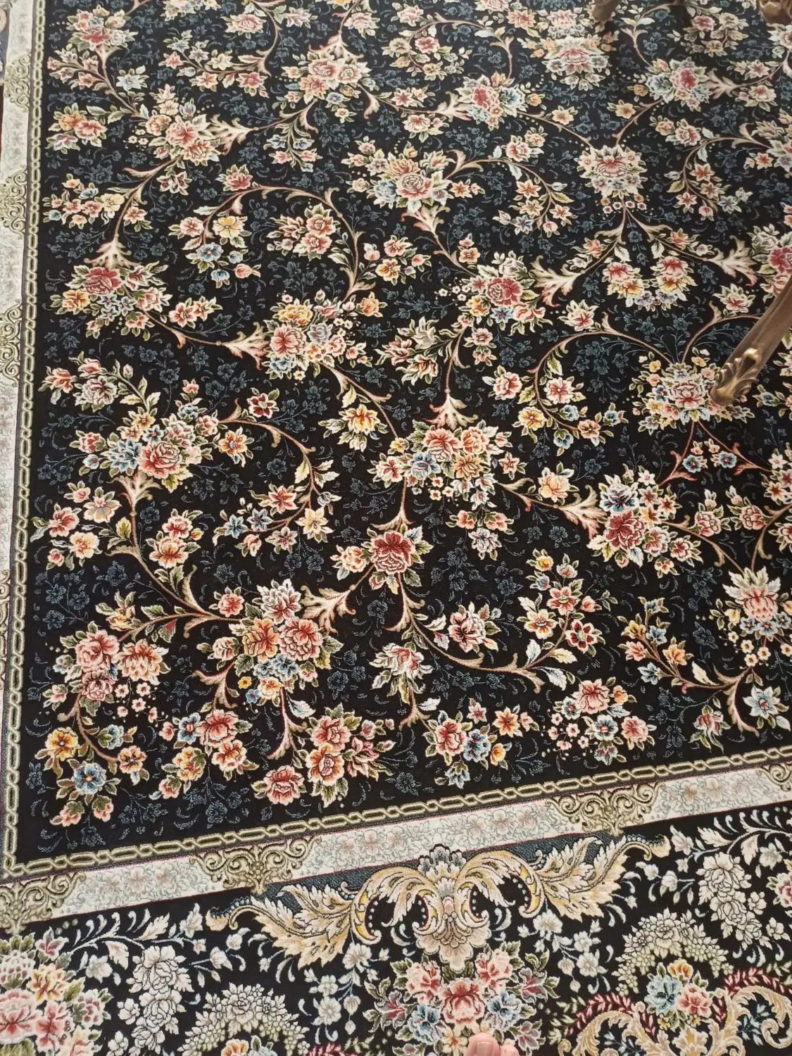 یک تخته فرش ۹متری ۱۲۰۰ شانه وتراکم ۳۶۰۰|فرش|تهران, وحیدیه|دیوار
