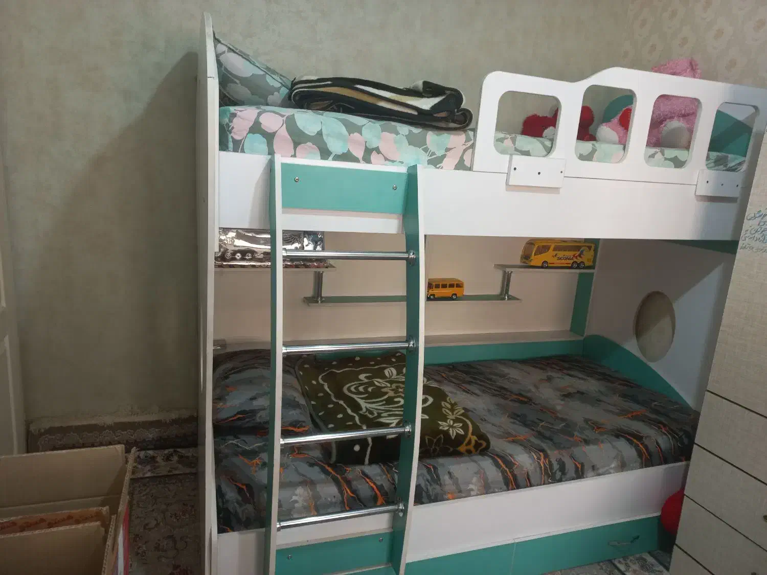 تخت دو طبقه|تخت و سرویس خواب|شهریار, شهرک وائین|دیوار