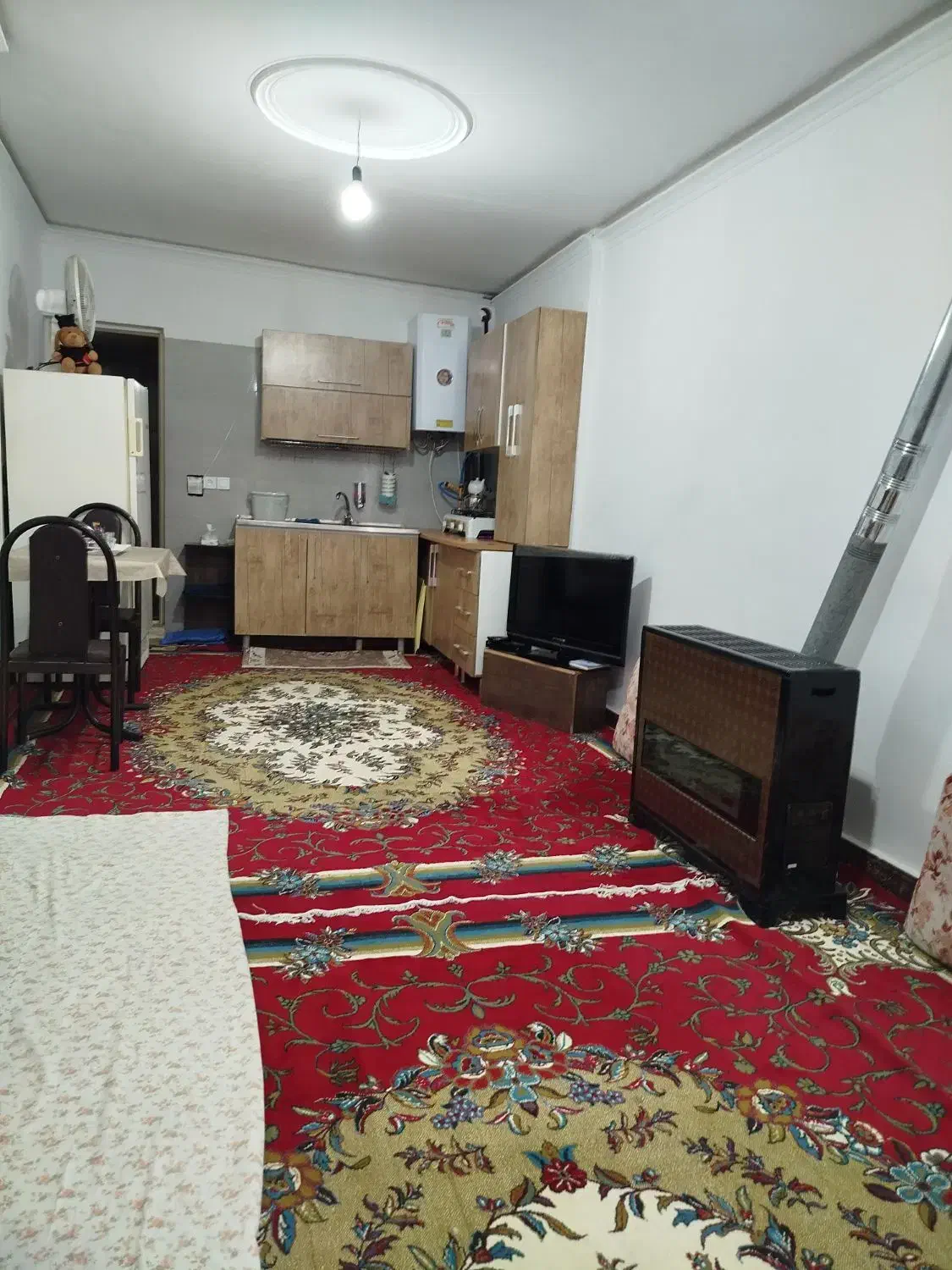 اجاره ساعتی /روزانه/ آپارتمان ۴۰ متری|اجارهٔ کوتاه‌مدت آپارتمان و سوئیت|شهریار, کهنز|دیوار