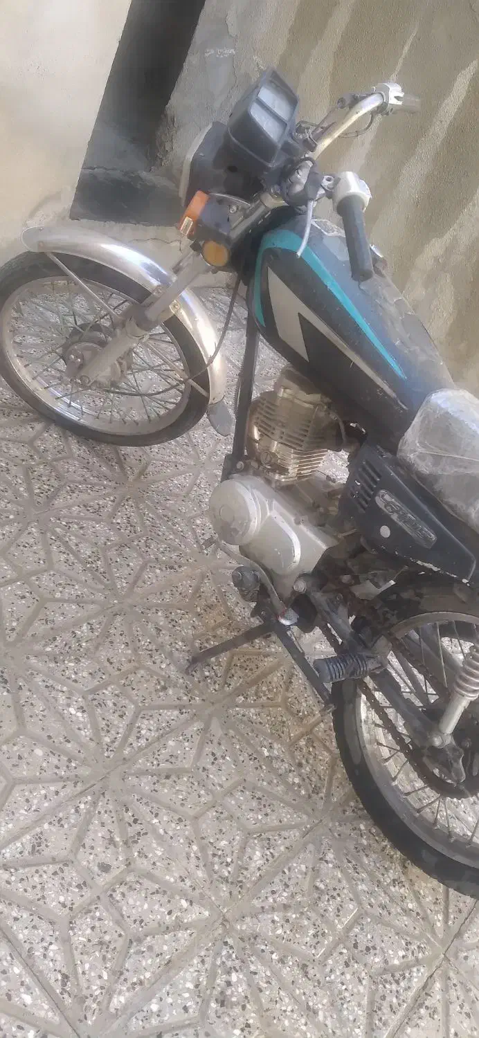 موتور۱۲۵|موتورسیکلت|سنندج, |دیوار