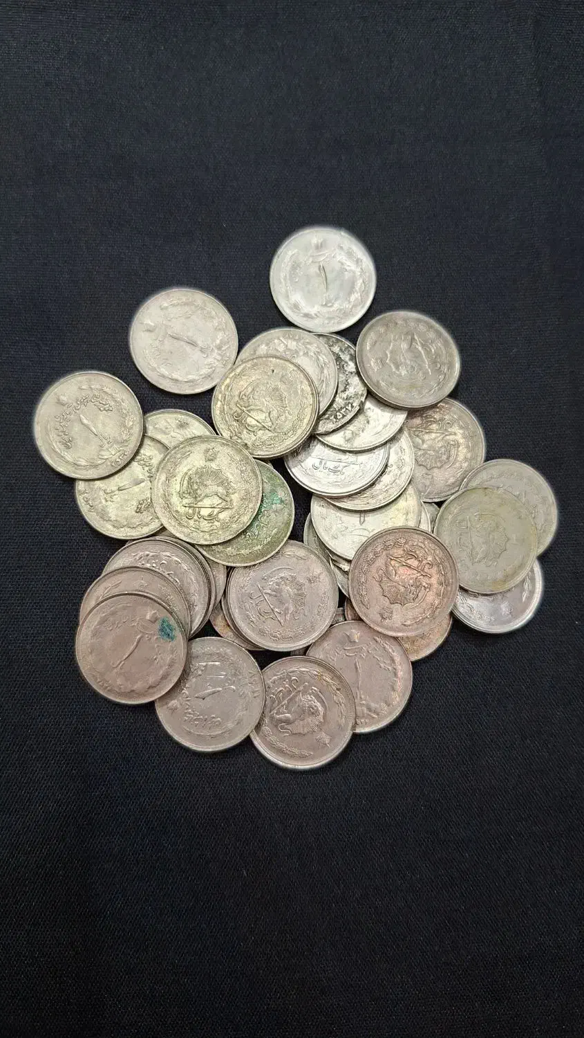 ۱ ریالی|کلکسیون سکه، تمبر، اسکناس|بروجرد, |دیوار