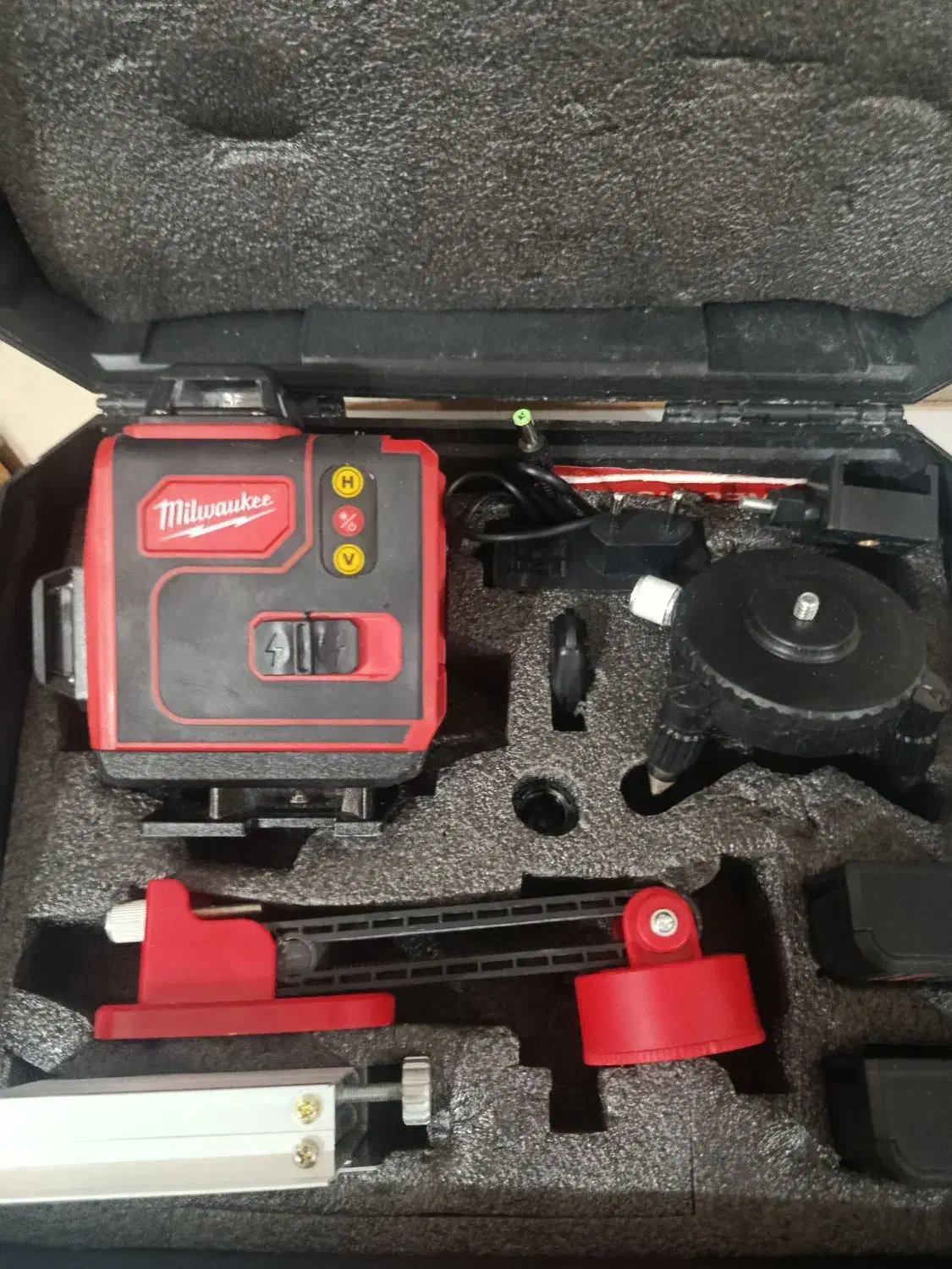 تراز لیزری میلواکی|ابزارآلات|رشت, پل تالشان|دیوار