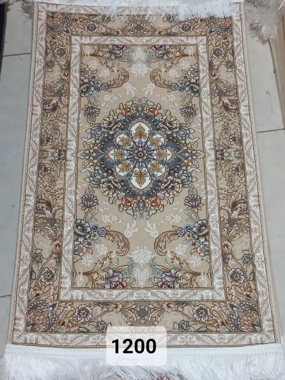 شاهنشاه فرش درشریفی|فرش|تبریز, |دیوار