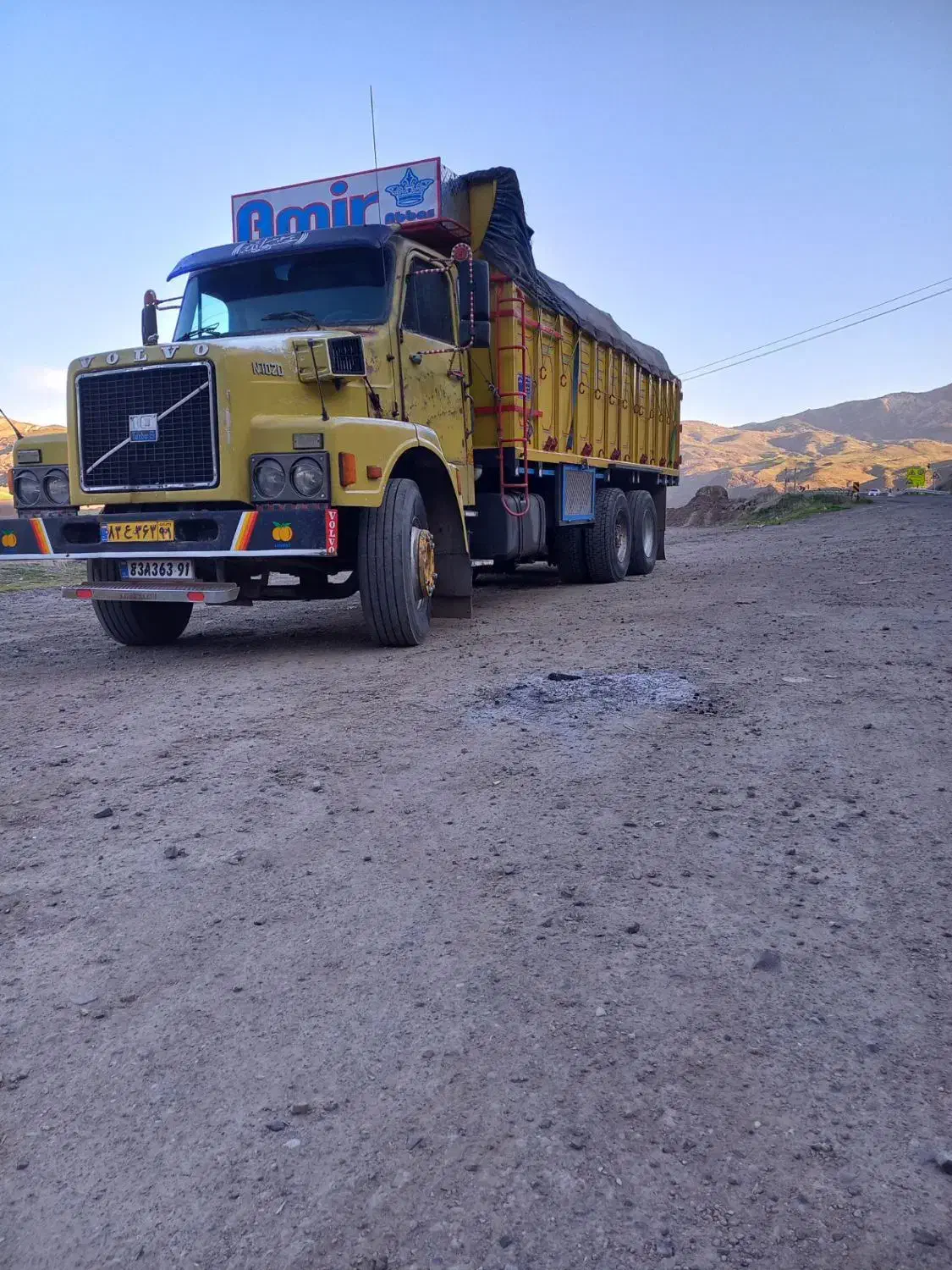 ولوو دهچرخ باری مدل ۶۰|خودرو سنگین|اردبیل, |دیوار