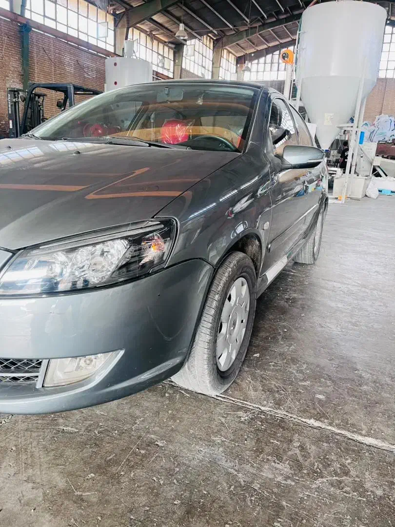 سواری رانا پلاس|خودرو سواری و وانت|ری, سرتخت|دیوار