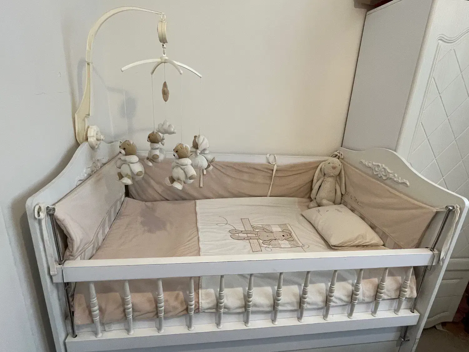 تخت ۸۰در۱۳۰ با دو کشو،مناسب سیسمونی|تخت و صندلی بچه|تهران, سلسبیل شمالی|دیوار